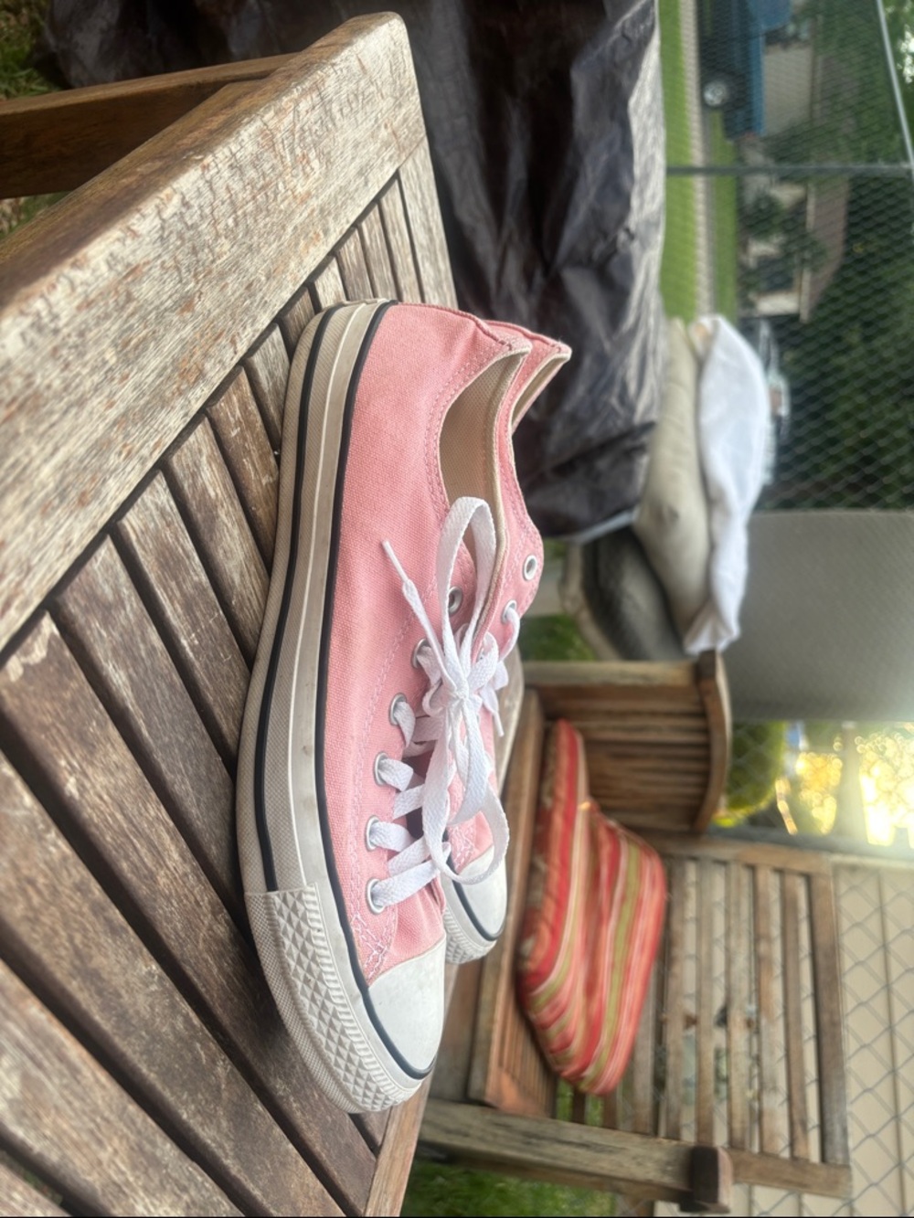 Vintage-Inspired Pink Low-Top Canvas Sneakers